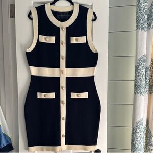 Elegant Black and White Sleeveless Dress